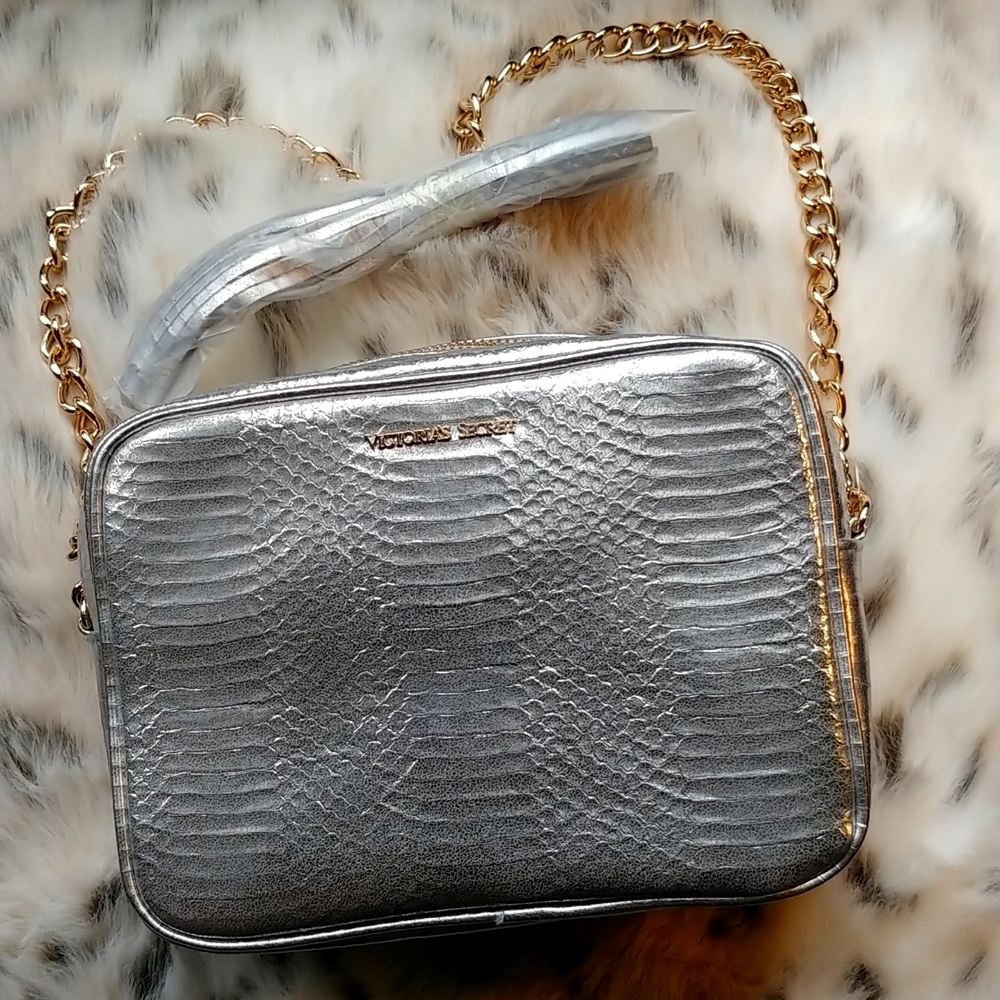 VS Crossbody Bag 🐍